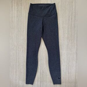 Nike Dri-Fit gray high waist 7/8‎ leggings yoga athletic active women’s XS